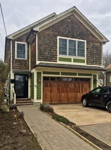 196 Enfield Ave, Providence, RI 02908-1244