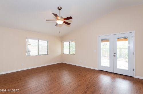 9558 Marsh Wren Pl, Tucson AZ 85742-8455 exterior