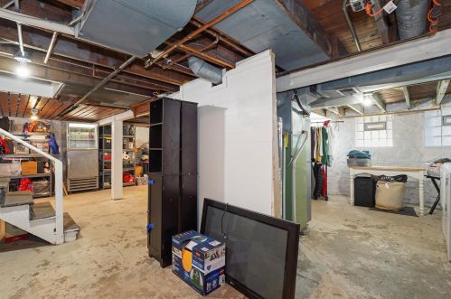 921 Oakland Ave, Joliet IL 60435-4626 exterior