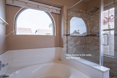 15026 46 Pl, Phoenix AZ 85042-5308 exterior