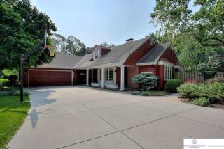 2103 Brookside Ave, Omaha NE  68124-1835 exterior