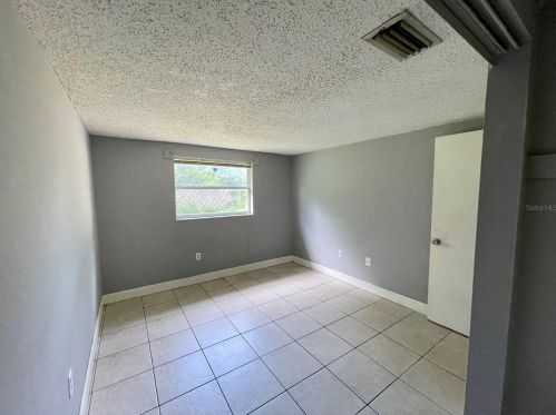 7112 Dipaola Dr, Port Richey, FL 34667-1942