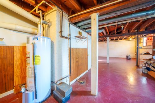 2287 Torrent St, Meskegon MI 49441-1562 exterior