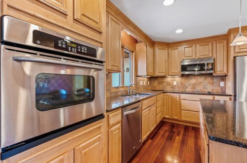 415 Brk Ave, Saint Paul MN 55109-2014 exterior