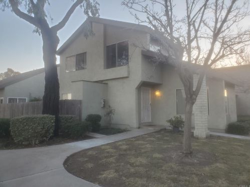 10856 Caravelle Pl, San Diego, CA 92124-2047