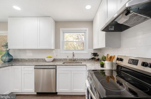 5710 Larpin Ln, Alexandria VA 22310-1249 exterior