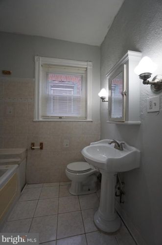 5036 Locust St, Philadelphia PA  19139-4235 exterior