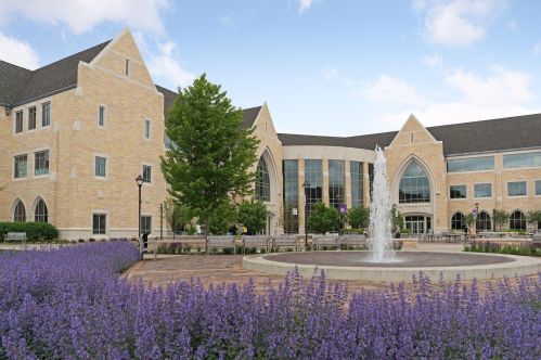 573 Eustis St, Saint Paul MN 55108-1525 exterior