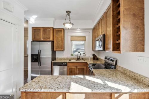 805 Charles Allen Dr, Atlanta GA  30308-1706 exterior