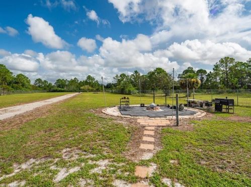 3265 56 Ave, Naples FL 34120-1815 exterior