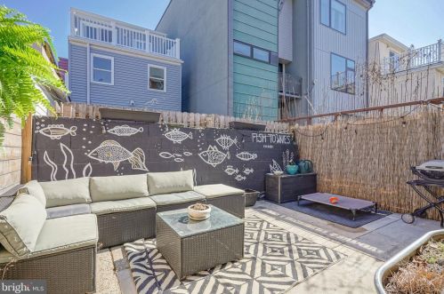 1321 Berks St, Philadelphia PA  19125-2813 exterior