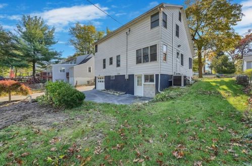 11 Marple Rd, Poughkeepsie NY 12603-1342 exterior