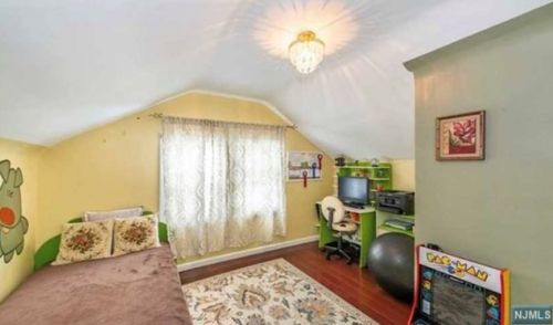 35 Orchard St, Teaneck NJ  07666-5001 exterior