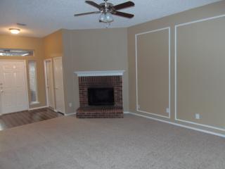 6816 Cedar Shadow Dr, Dallas TX  75236-2521 exterior