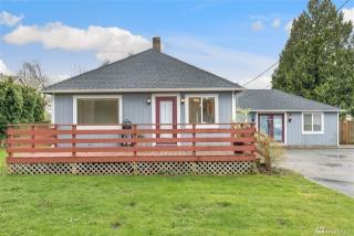 1421 32nd St, Seattle WA  98056-2122 exterior