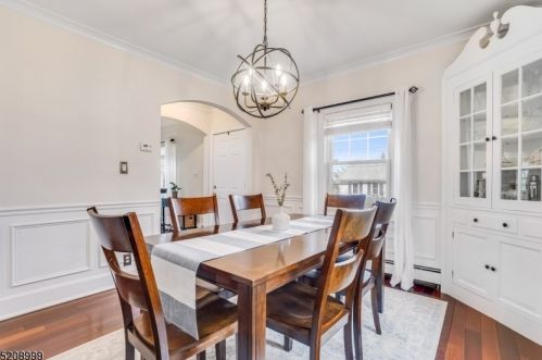 16 Fitzrandolph Rd, Town Center NJ  07052-3509 exterior