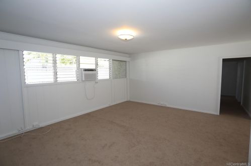 435 Kaumakani St, Honolulu HI 96825-2208 exterior