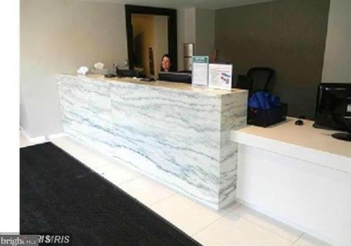 8370 Greensboro Dr, Mc Lean VA  22102-3515 exterior