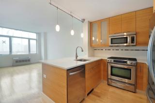 251 7th St, Brooklyn NY  11211-2108 exterior