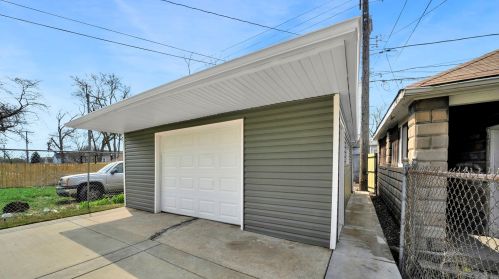 5348 Damen Ave, Chicago IL  60625-1123 exterior