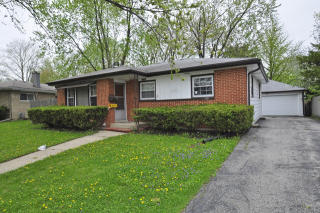 2024 Arthur Dr, Waukegan, IL 60087-1449