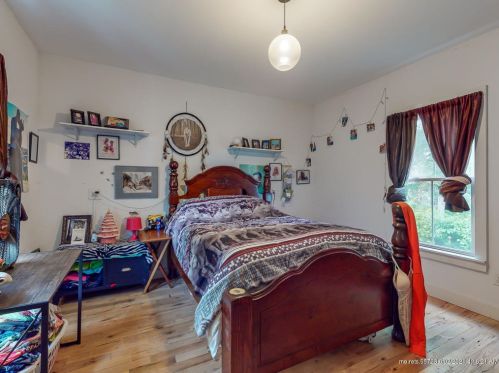 90 Pearl St, Portland ME 04106-4324 exterior