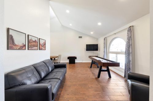 421 Mcnair St, Chandler AZ  85225-7134 exterior