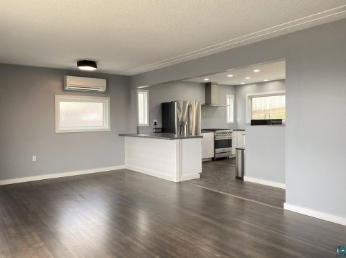 335 Snively Rd, Duluth MN 55803-2101 exterior