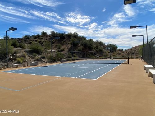 2233 Behrend Dr, Phoenix AZ  85024-1826 exterior