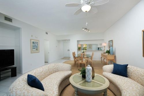 6549 Marissa Loop, Naples, FL 34108-7202