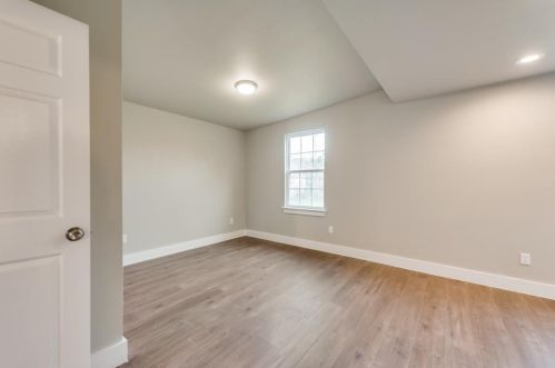 2810 Frazier St, Dallas TX 75210-1633 exterior