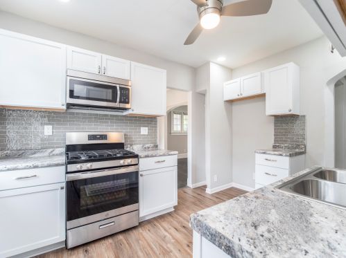 5841 32nd St, Milwaukee WI  53209-4116 exterior