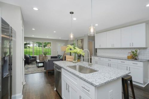 1201 Clearview Dr, Atlanta GA  30319-4103 exterior