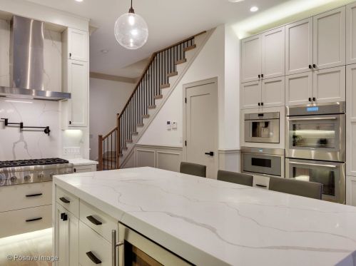 2734 Altgeld St, Chicago IL  60647-1872 exterior