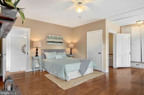 307 Great Falls Rd, Rockville MD exterior