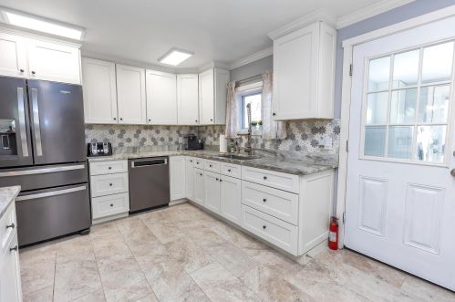 47 Runnells Rd, Concord NH  03303-3908 exterior