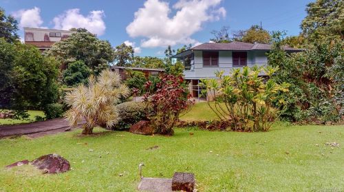 3680 Alani Dr, Honolulu HI 96822-1404 exterior