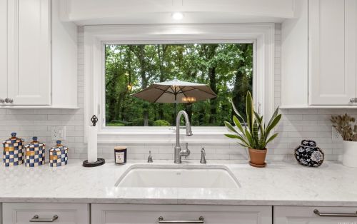 48 Cedar Rdg Ln, Huntington Station NY 11746-7941 exterior