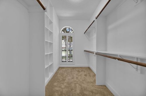 1810 Mountain Aspen Ln, Humble TX 77345-1942 exterior