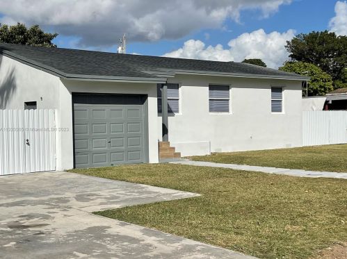 159 14th St, Homestead FL  33030-4239 exterior