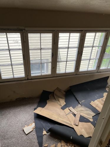 211 37th St, Milwaukee WI  53208-3702 exterior