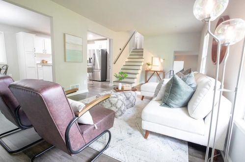 2957 Eleanor Ter, Atlanta GA  30318-6078 exterior