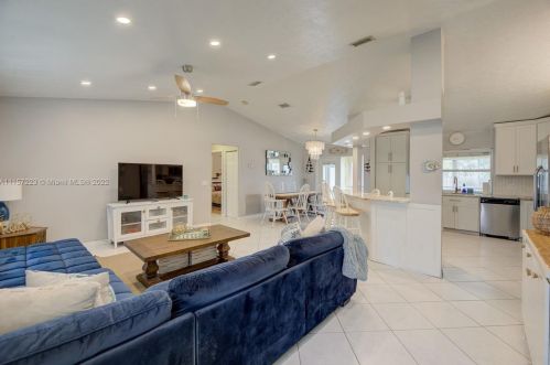 4674 Galaxie St, Fort Pierce, FL 34953-6655