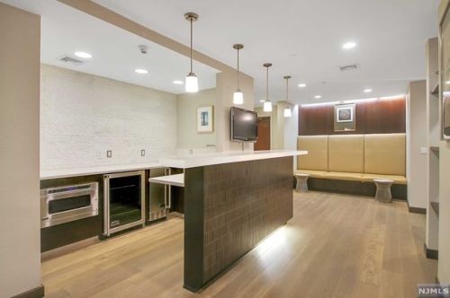 53 Eton Row, Union City NJ 07086 exterior