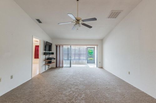 7739 Radcliffe Cir, Port Richey FL 34668-5937 exterior