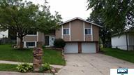 1517 107th St, Omaha, NE 68114-1015