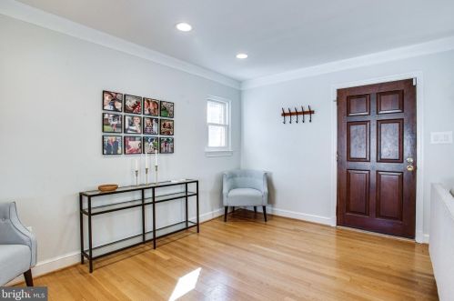 1841 Birch Rd, Mc Lean VA 22101-5317 exterior