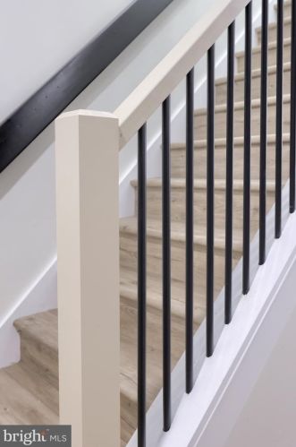 18 Walnut St, Lancaster PA  17602-4924 exterior