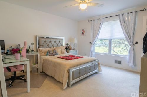 122 Dewolfe St, Edison NJ  08817-5145 exterior