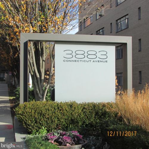 3883 Connecticut Ave, Washington DC  20008-4566 exterior